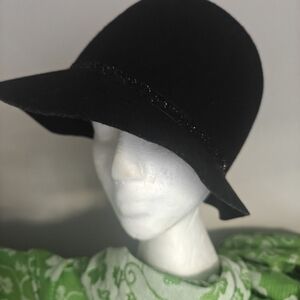 Elegant Black Women's Cloche Hat Wool 22"